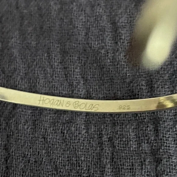 Hogan & Bolas Dancing Starfish Sterling Silver Bangle Bracelet - Picture 4 of 8